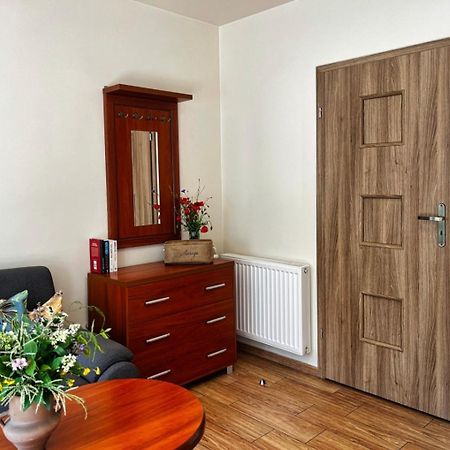 Apartamenty Winniczki ポビエロボ エクステリア 写真