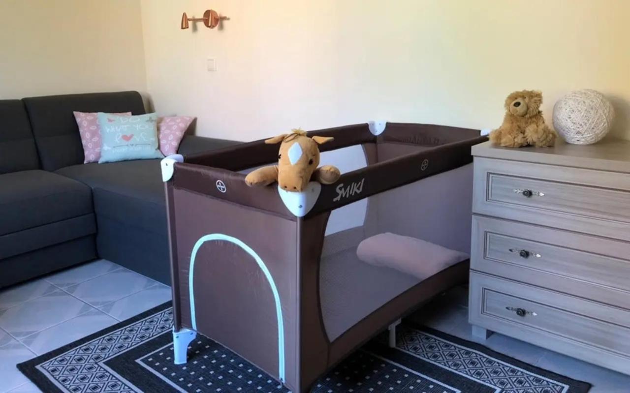 Apartamenty Winniczki ポビエロボ エクステリア 写真