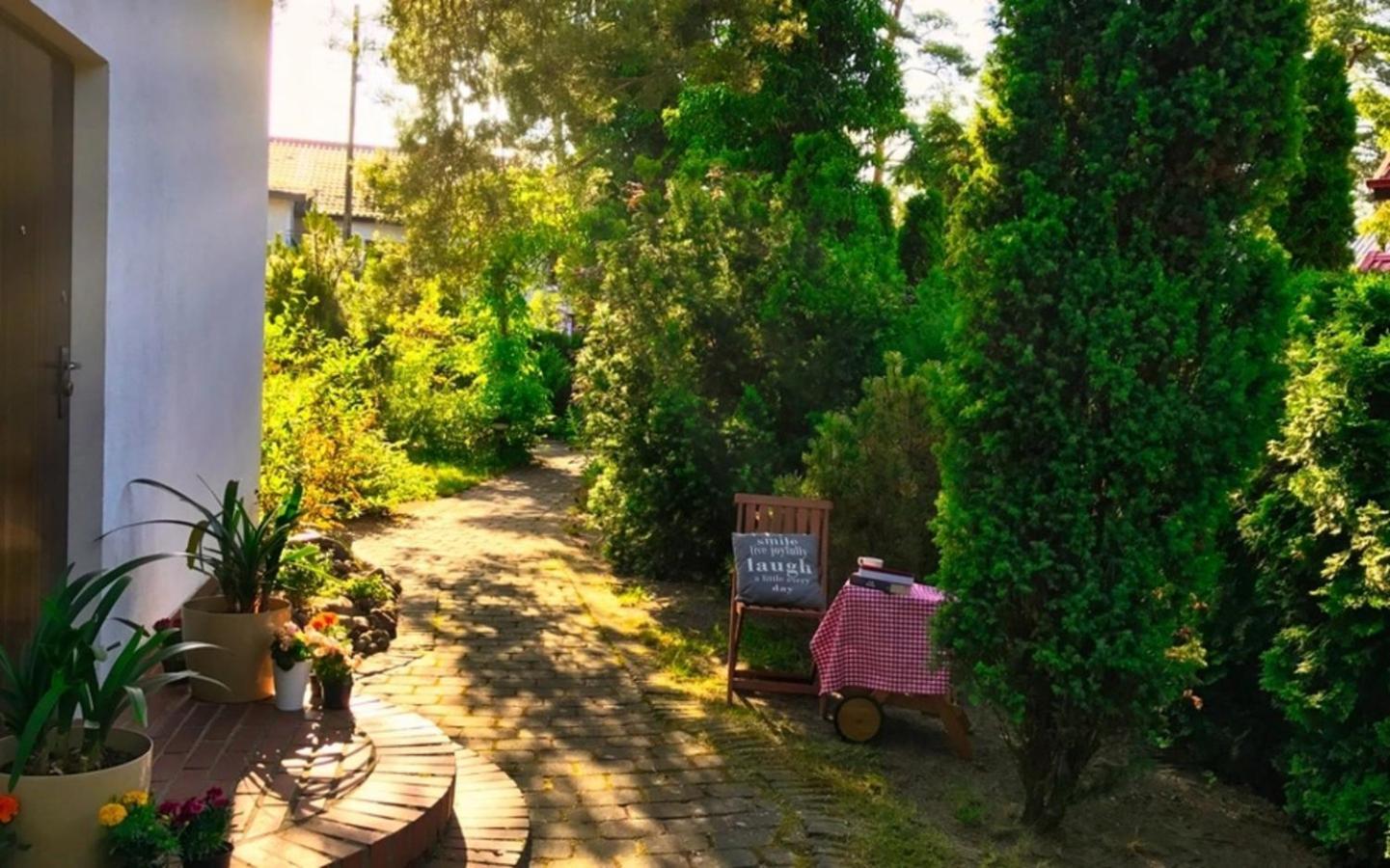 Apartamenty Winniczki ポビエロボ エクステリア 写真